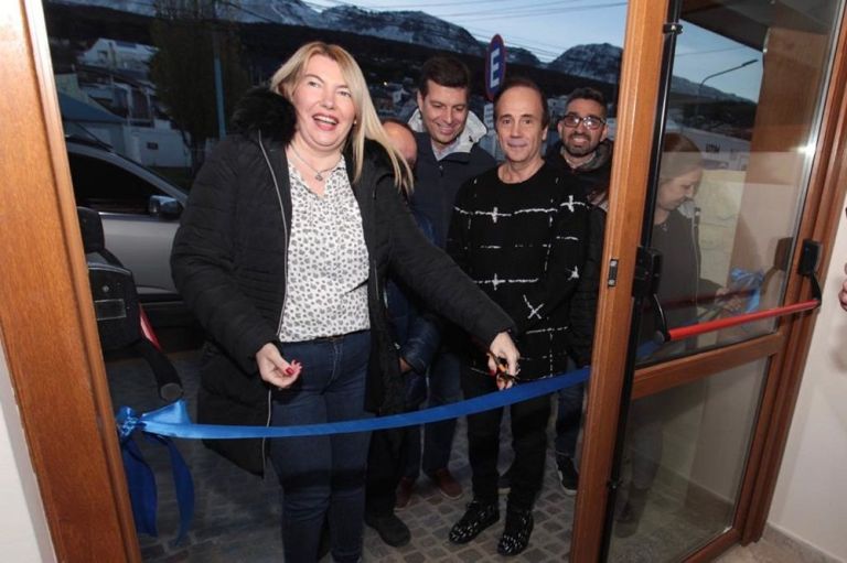 Salud fueguina La gobernadora Bertone inauguró un nuevo servicio de