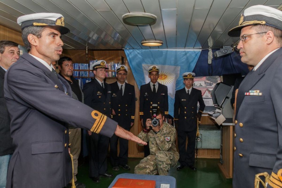 El aviso ARA Puerto Argentino será comandado por el capitán de corbeta Gustavo González