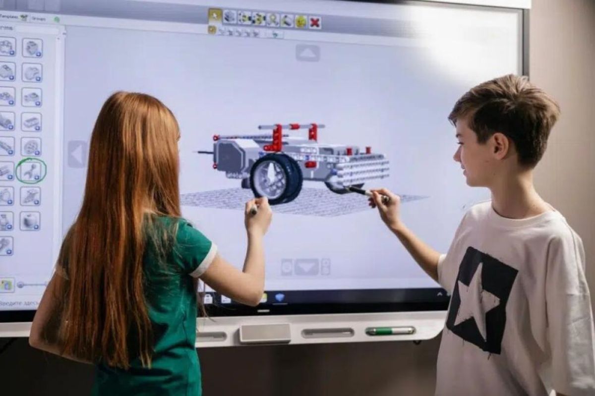 Se lanzó la convocatoria de proyectos "EDU-TEC 2023" para docentes y estudiantes del nivel secundario y terciario