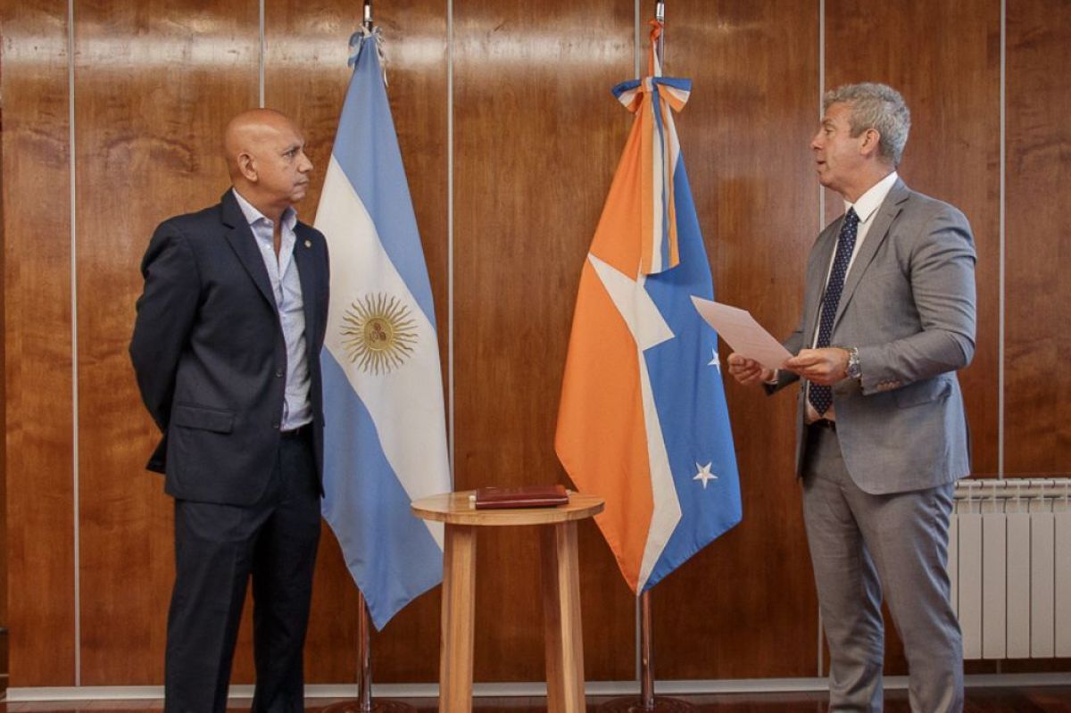 El legislador Pablo Villegas juró como integrante del Consejo de la Magistratura