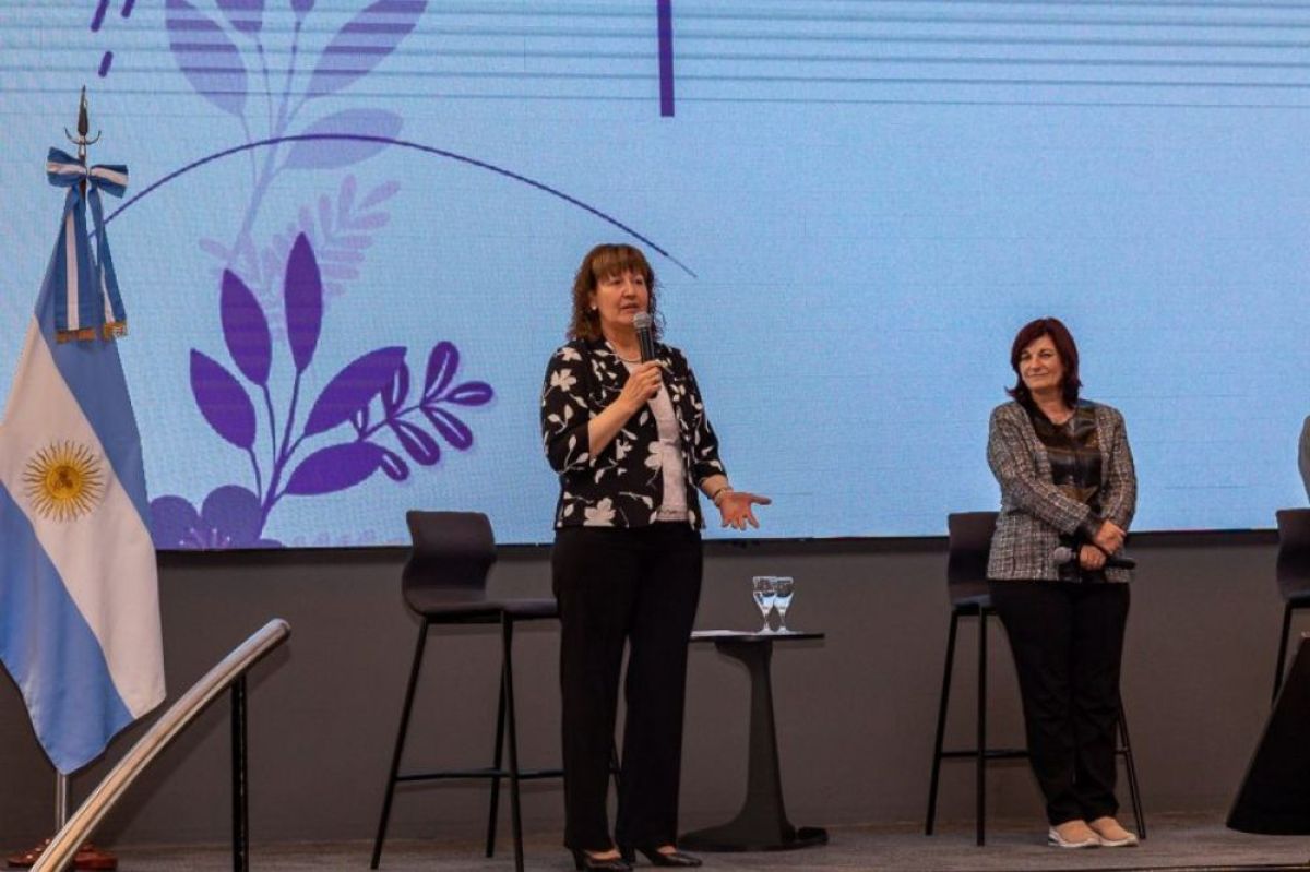 FORO 8M: “Debemos eliminar todas las formas de discriminación contra la mujer”, opinó Urquiza