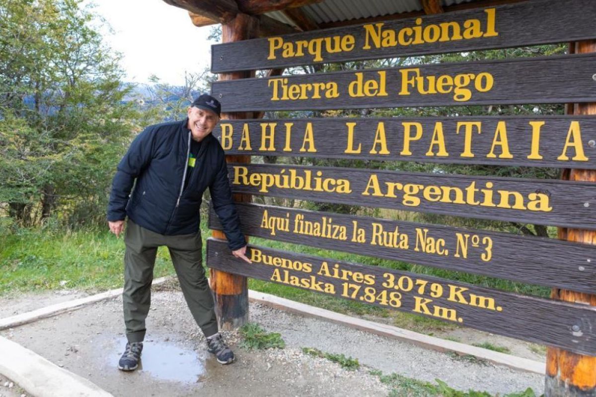 Marc Stanley visitó el Parque Nacional Tierra del Fuego y realizó la caminata a Laguna Esmeralda