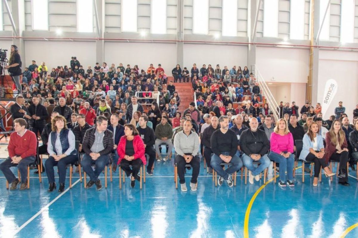 Legisladores y legisladoras destacaron la obra de la Casa del Deporte