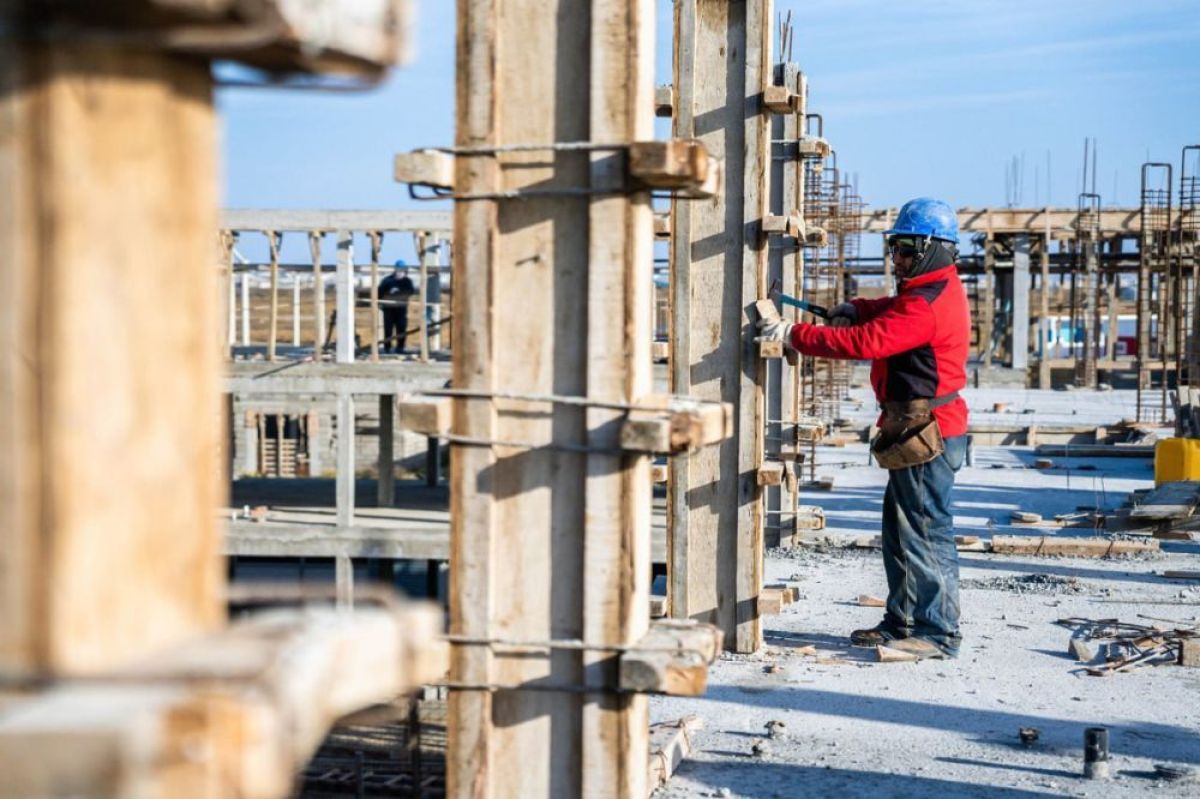 El IPVyH avanza en la construcción de 204 viviendas en la ciudad de Río Grande