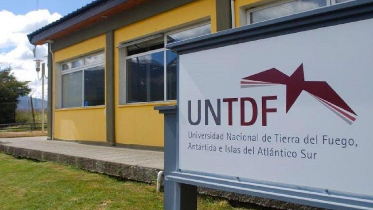 Jorge Taiana presentará los avances del Libro Blanco de la Defensa Argentina 2023