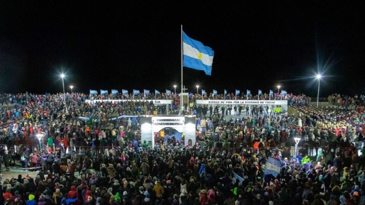 "Malvinas es una causa que defiende y abraza todo el pueblo argentino"