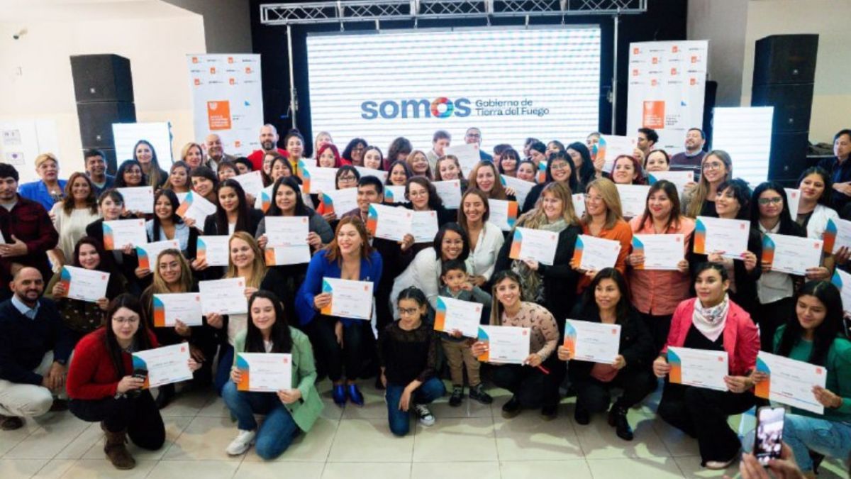 Gobierno formó 70 agentes sanitarios que se suman al sistema público de salud