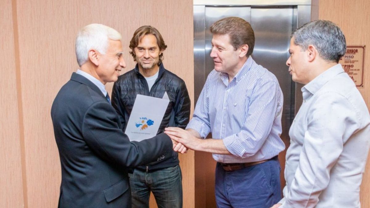Declararon huéspedes de honor a los embajadores de Pakistán, Cuba, Bolivia, Serbia y Palestina