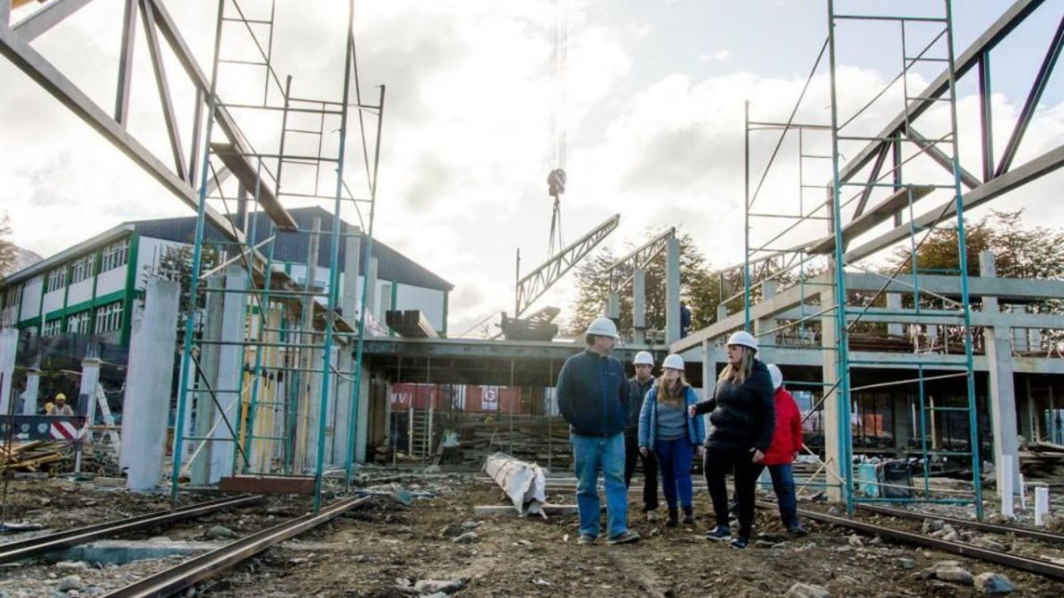 La obra de la Residencia de Adultos Mayores en Ushuaia avanza "a muy buen ritmo"