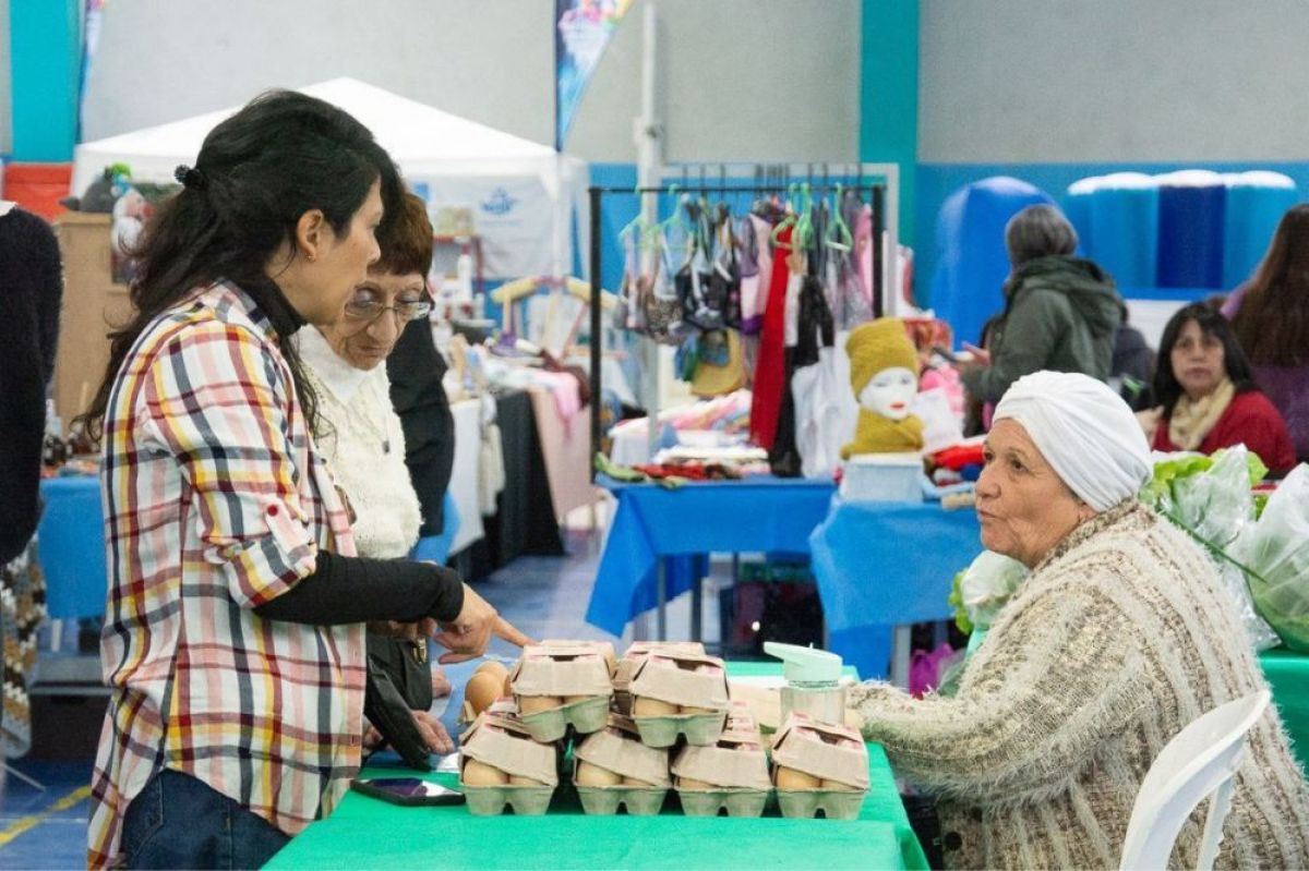 Continúa el "Mercado en tu barrio" edición Pascuas