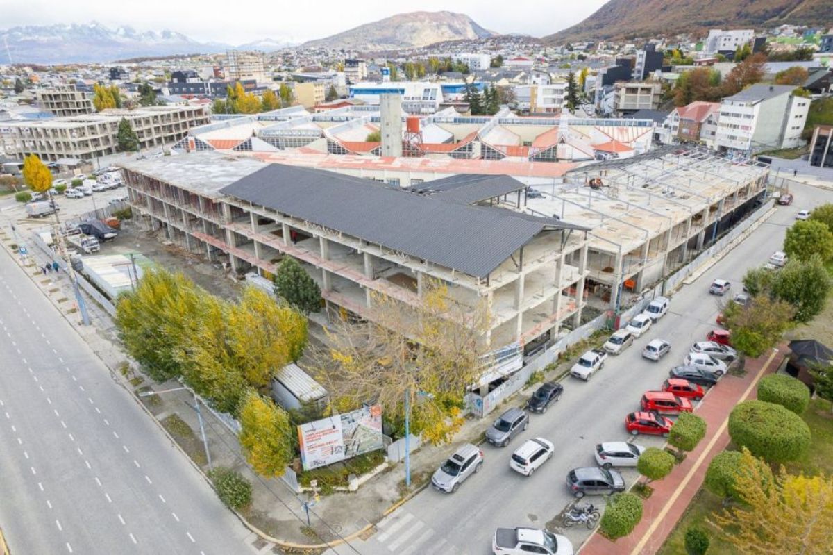 Continúan los trabajos finales de la primera etapa de la ampliación del Hospital Regional Ushuaia