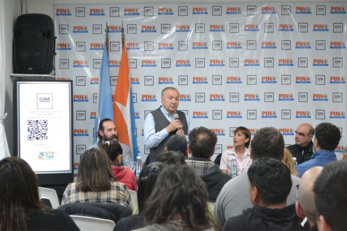 El Centro Cultural “Nueva Argentina” entregó certificaciones de los Talleres Tecnológicos