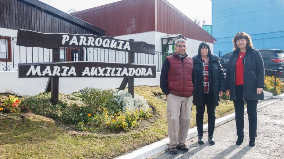 “Destacamos la labor religiosa y solidaria que lleva adelante la comunidad de la parroquia María Auxiliadora”, dijo Urquiza 