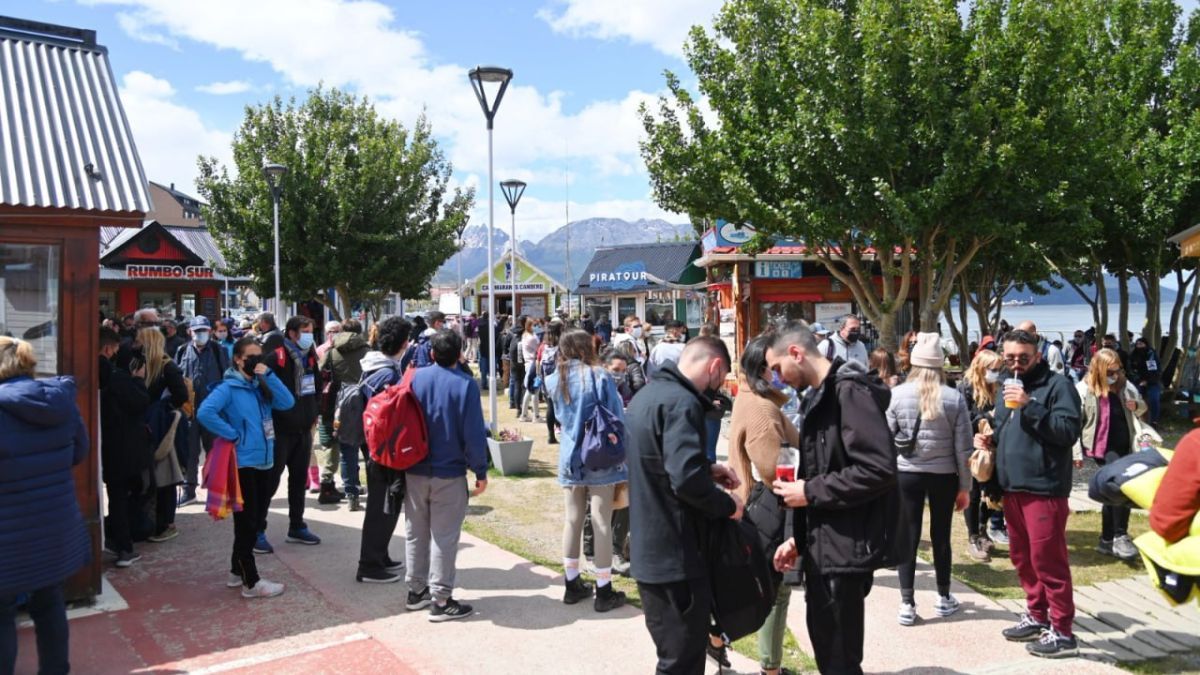   "El turismo es la fuente de trabajo directa  de más de 7 mil personas y abarca indirectamente a 16 mil"