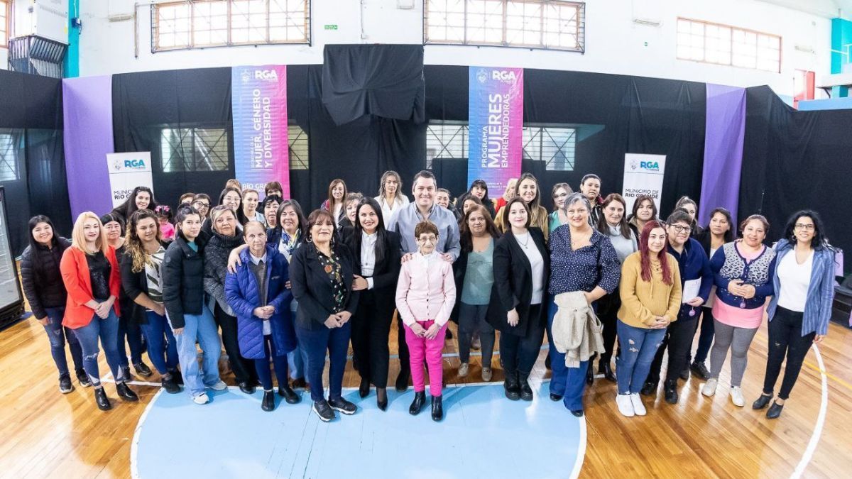 "Nuestra gestión municipal las va a seguir acompañando"