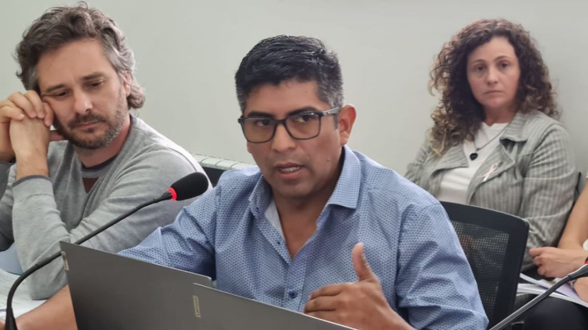 “Apoyamos la reelección de los 4 ejecutivos de la Provincia”, aseguró Calisaya