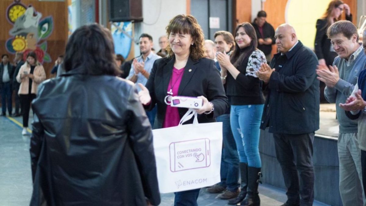 "Es imperioso achicar la brecha digital, sobre todo, hacia los sectores más vulnerables"