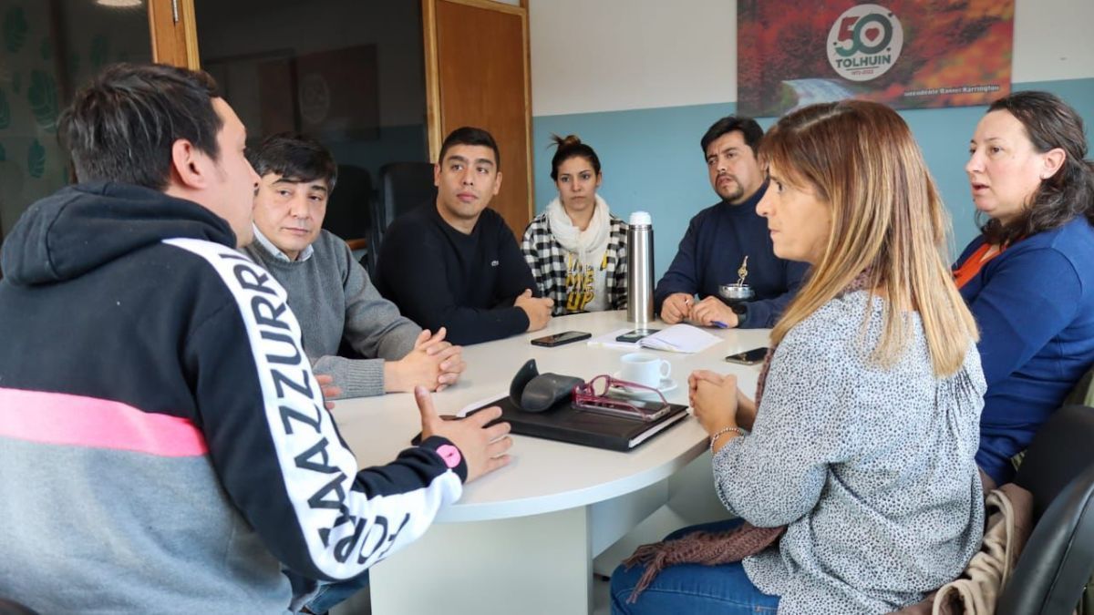 Tolhuin cumplirá con un acuerdo, firmado hace tres décadas, que permitirá llevar a cabo la regularización de 120 propiedades