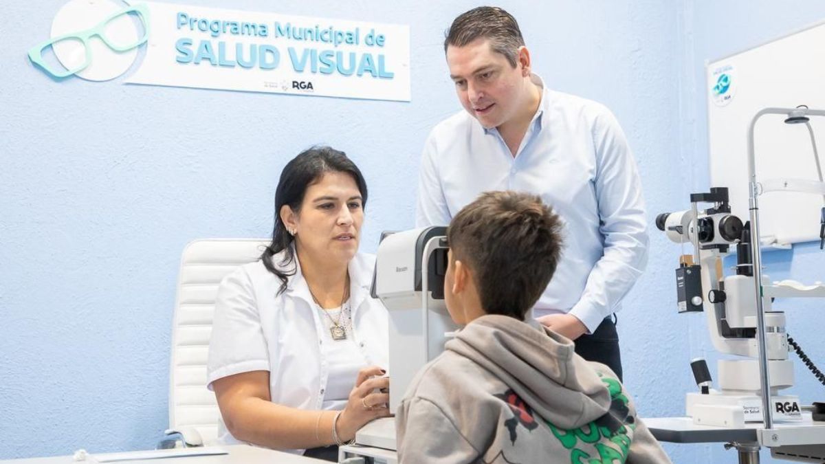  El intendente Pérez acompañó la puesta en marcha, por 2° año consecutivo, del Programa de Salud Visual