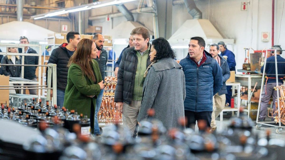 Melella visitó la Cooperativa Tierra del Fuego ex Audivic