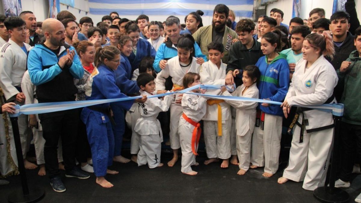 La campeona Paula Pareto acompañó la inauguración de un nuevo espacio deportivo 