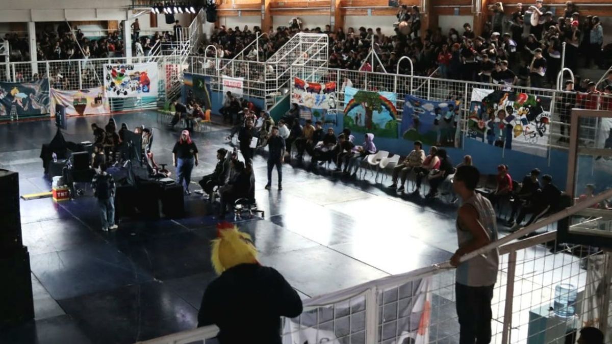 Más de mil estudiantes participaron del inicio de las olimpiadas estudiantiles 2023