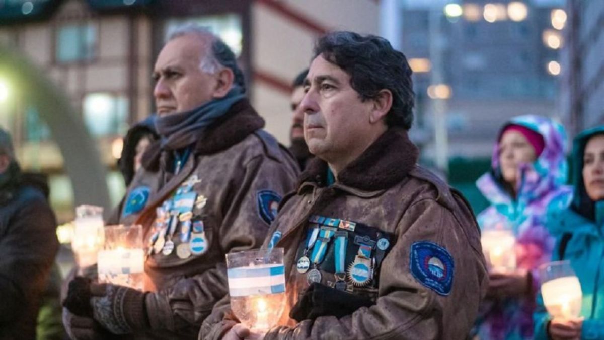 La Municipalidad acompañó a los Herederos de la Causa Malvinas en la Marcha de Antorchas