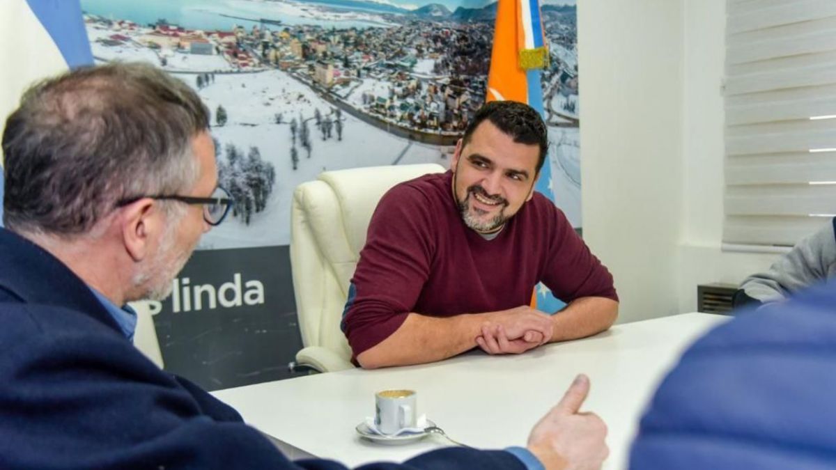 Vuoto evaluó los trabajos en conjunto con autoridades de parques nacionales 