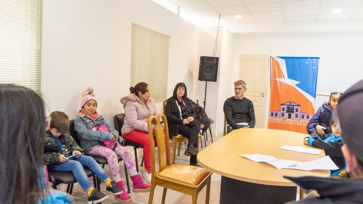 “Los vecinos están preocupados, está llegando el invierno y no tienen servicios”