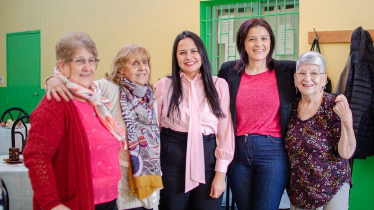 “Vamos continuar acompañando a las adultas y adultos mayores de nuestra ciudad”