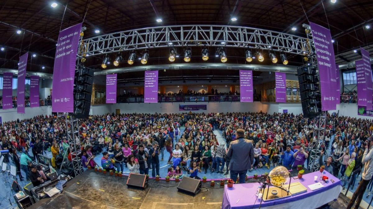 Más de 7000 mujeres participaron de la octava edición del Mate Bingo organizado por la Municipalidad