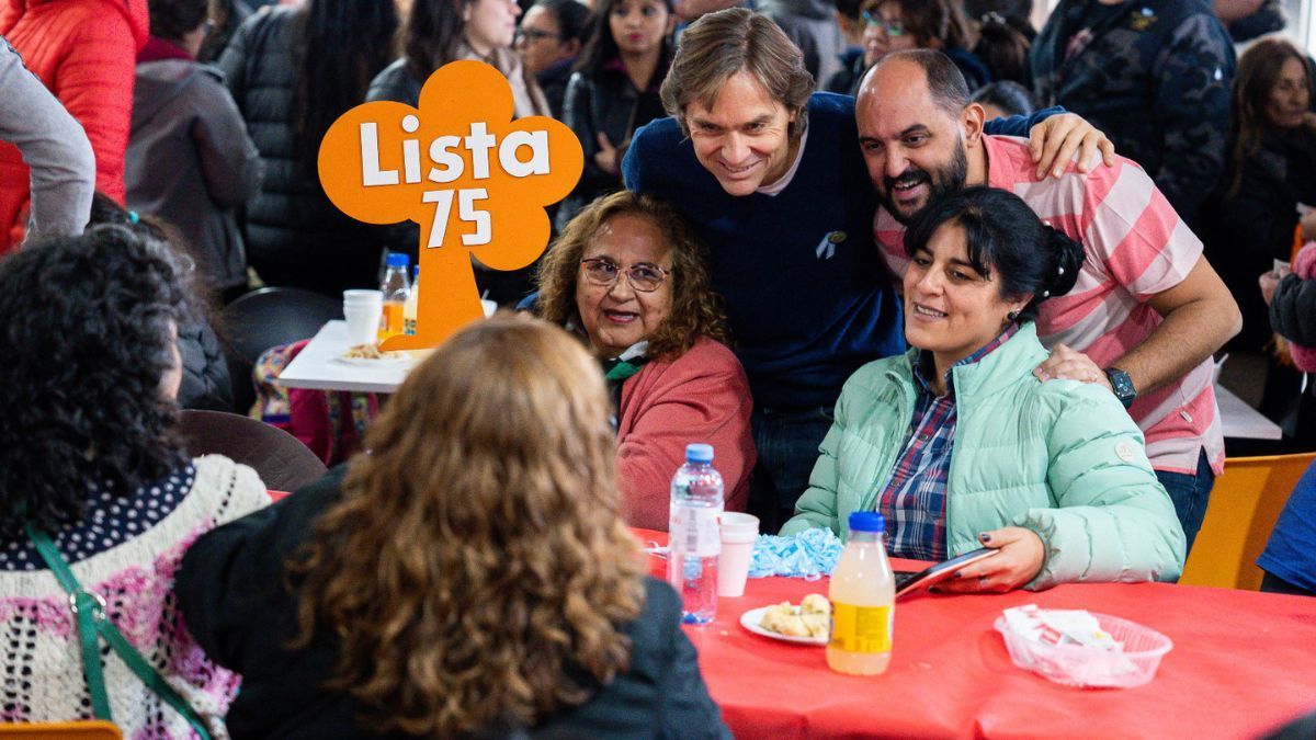 Candidatos a legisladores y concejales de Forja llevaron a cabo un té show en Río Grande