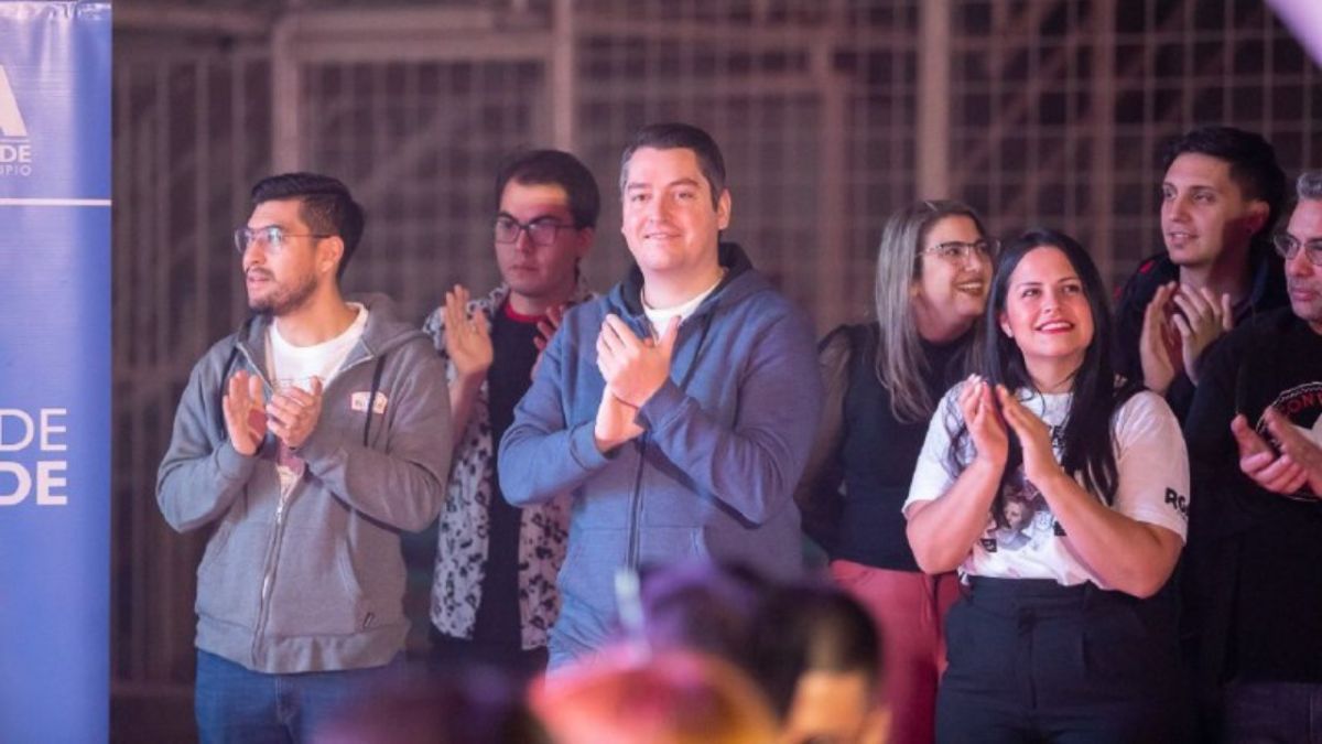 Pérez acompañó el cierre y premiación de las Olimpiadas Estudiantiles 2023