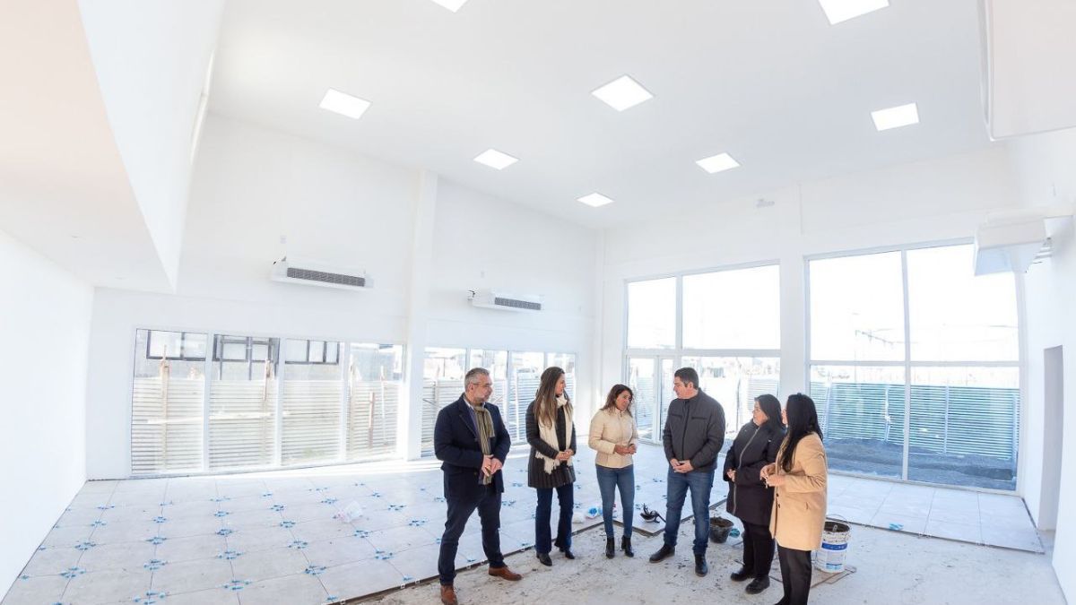 El intendente Pérez recorrió la obra del nuevo SUM de la zona sur de Río Grande