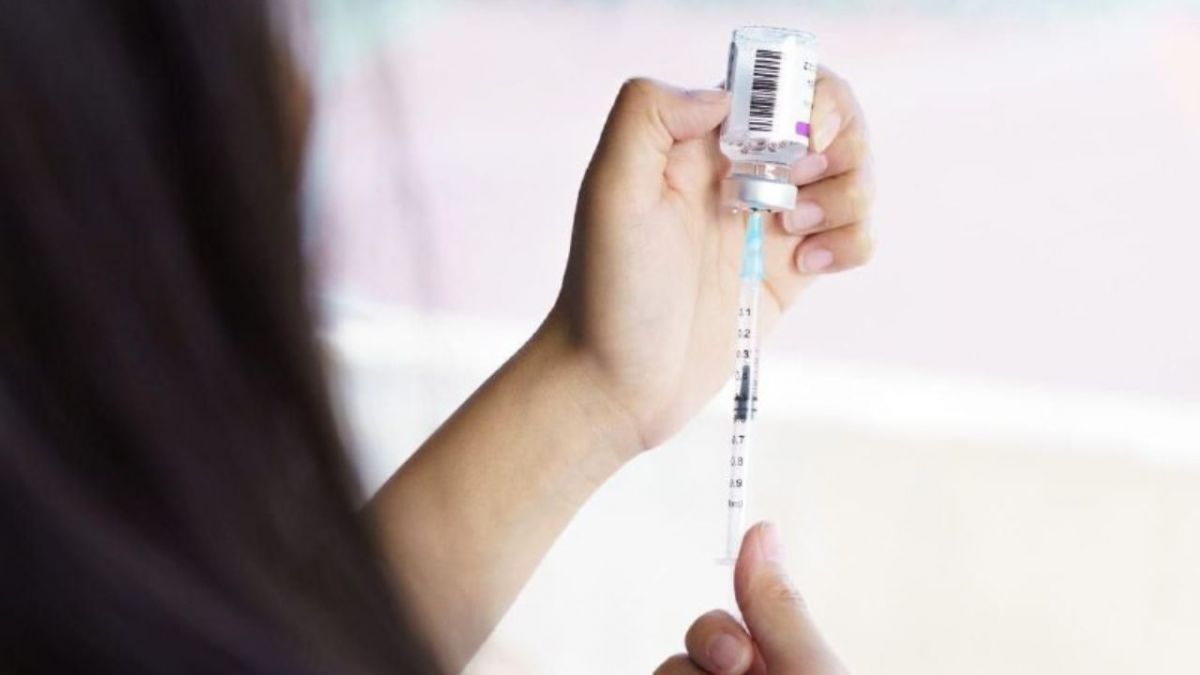 Salud actualiza las recomendaciones para la vacunación de refuerzo contra COVID-19