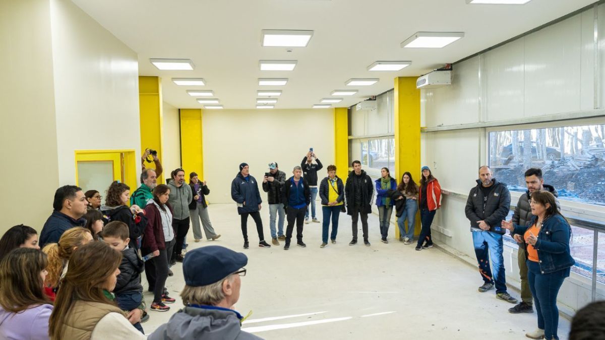 Representantes de instituciones deportivas recorrieron la nueva Casa del Deporte de Ushuaia