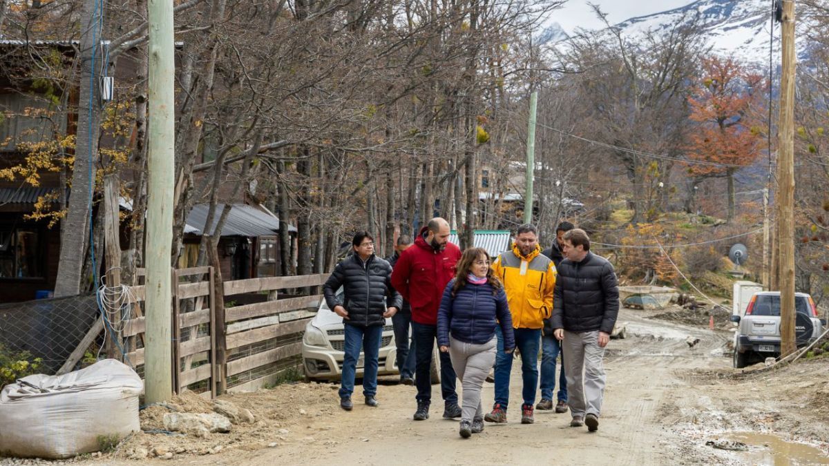 “Poder dar acceso a servicios básicos como el agua y la cloaca es fundamental", sostuvo Melella