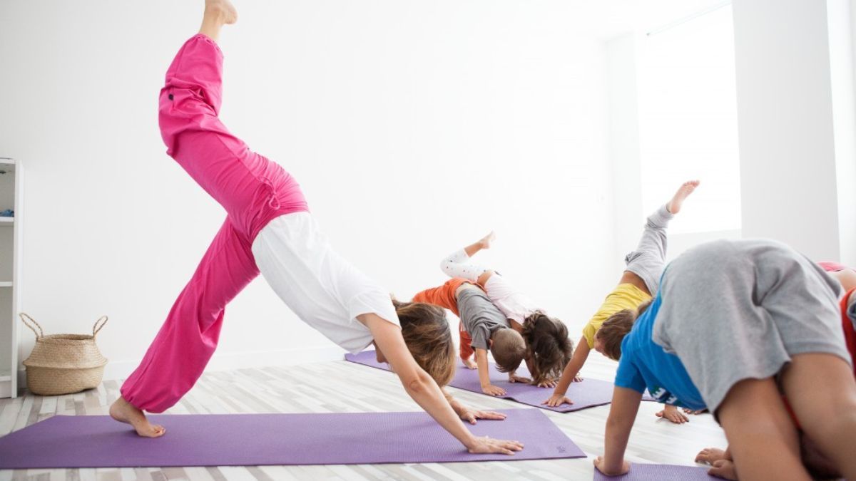 Este sábado se realizará una nueva jornada de yoga para infancias