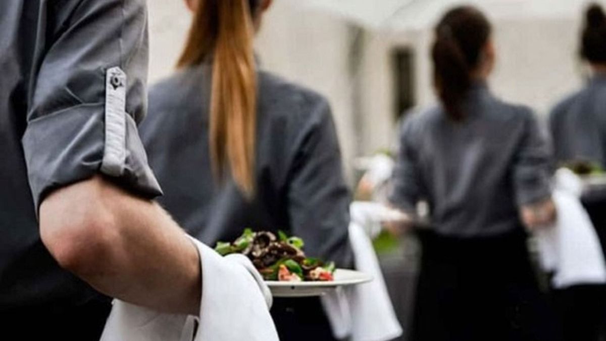 En Tolhuin, abren las inscripciones para el curso "Servicio de salón, mozos/camareras"