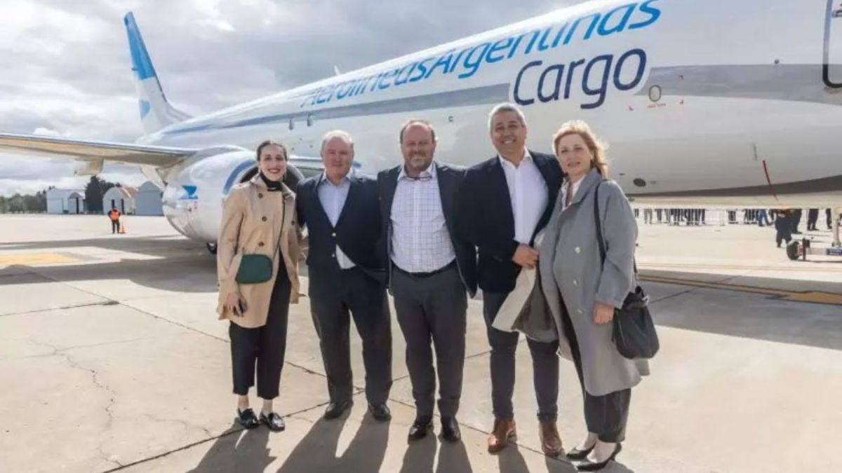 Mirgor comenzará a exportar celulares fabricados en Tierra del Fuego 