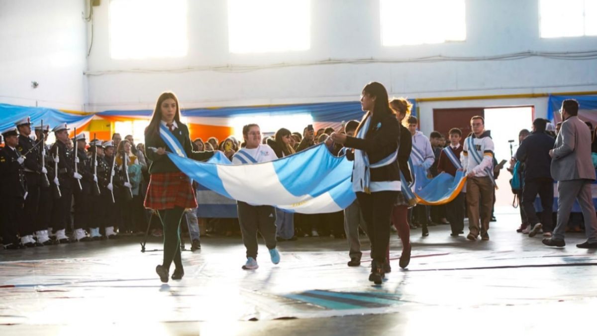 "Somos una patria grande, un solo pueblo, y a eso lo debemos cuidar y defender" 