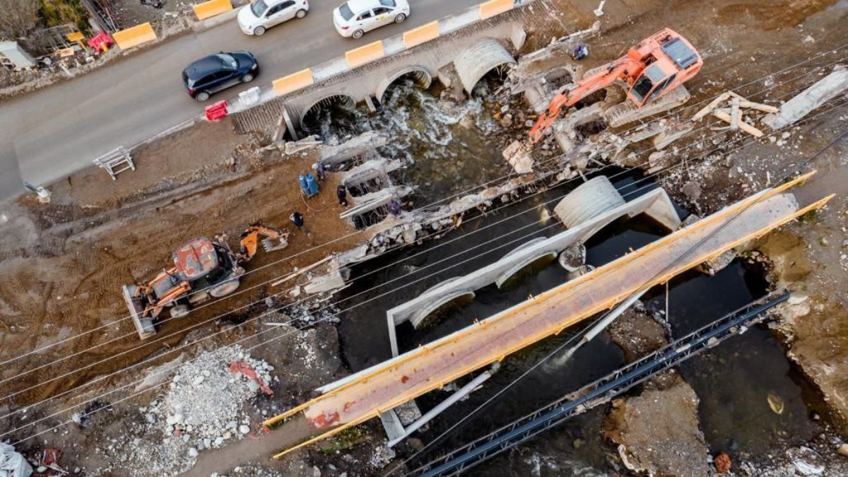  Ya comenzaron los trabajos de demolición del viejo puente sobre el Arroyo Grande