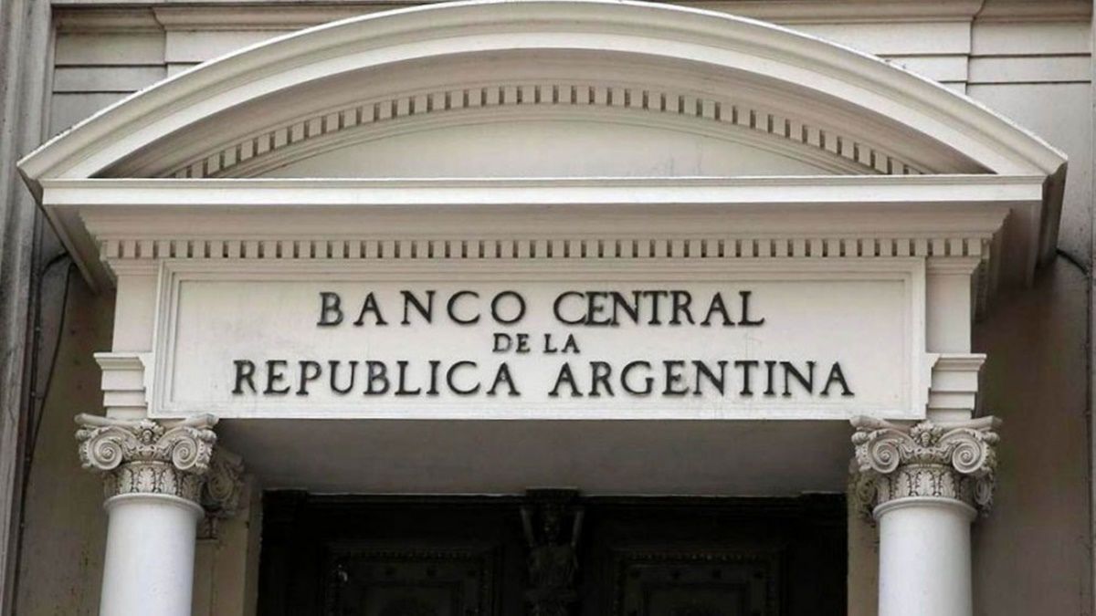  Newsan y Mirgor aceptaron pasar 630 millones de dólares de importaciones a yuanes