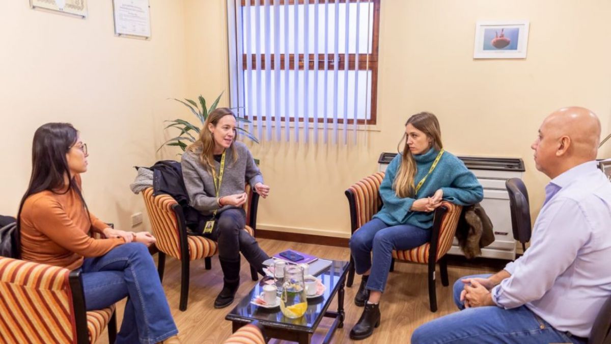 Pablo Villegas se reunió con la directora adjunta de Amnistía Internacional Argentina